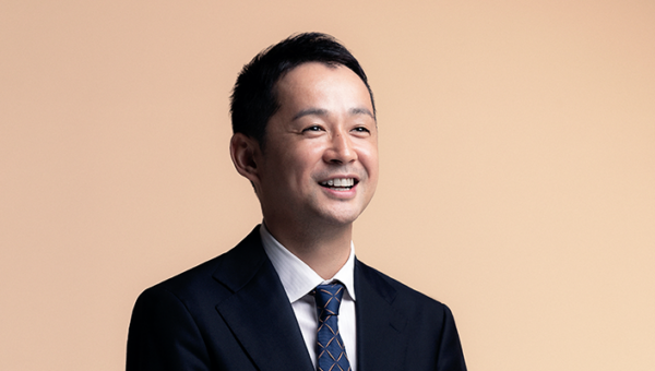 「不登校は“受験”で解決できる」と提唱した書籍が Amazon売上ランキング１位を獲得 話題の教育者不登校解決のスペシャリスト 山田佳央