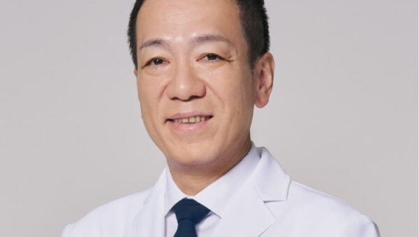 美容医療に関するトラブル・相談は年間 2,464 件…被害に遭わないクリニックの選び方を伝授する美容医療のスペシャリスト日本美容外科学会理事長 鎌倉 達郎