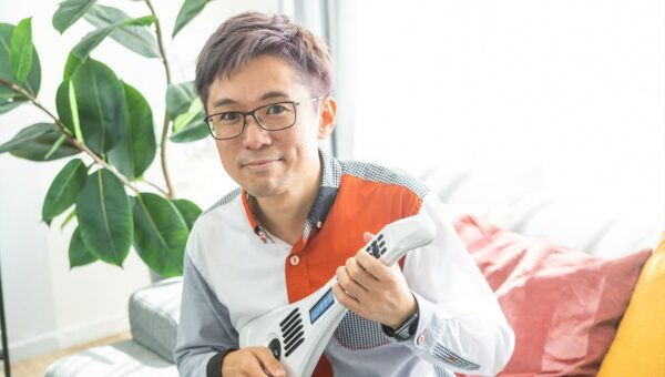 【成功した起業家の平均年齢は、、、45歳】若い頃に大失敗した“おじさん”だからこそ作れた人気電子楽器！世界が認めた電子楽器を開発するおじさん　ゆーいち（49歳）