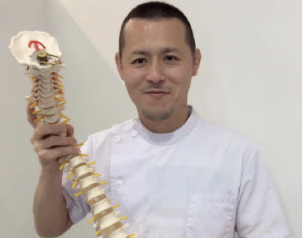 これまで10万人以上の腰痛患者を施術してきたゴッドハンド！痛みの原因を探るコンプレッションストレッチにより、ピンポイントで治療！株式会社TOUGHLIFE　代表　埜谷 悟（のや・さとる）※腰痛治療の専門家として、埜谷氏への取材が可能です