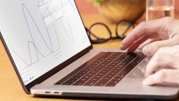 【Web分析は使いこなせていますか？】 工務店経営者・広報担当者の8割がお問い合わせが増えたと回答！ 改善に悩む企業が取り入れるべきツールとは