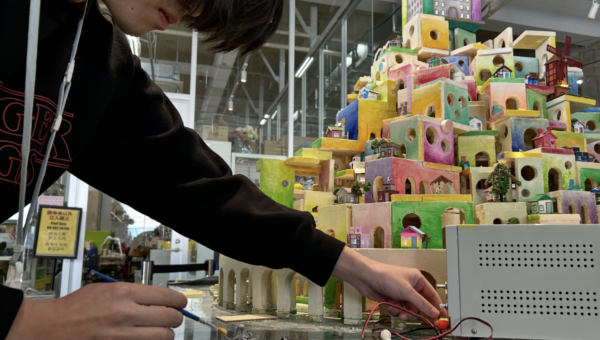 個性豊かなミニチュア職人たちが製作! 圧巻の“動くミニチュア”が人気! ミニチュアミュージアム スモールワールズ TOKYO