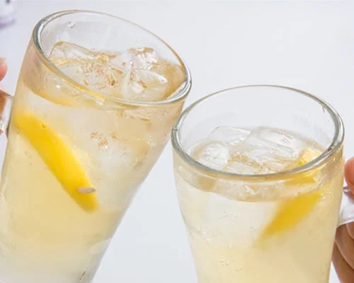 レモンサワーの乾杯