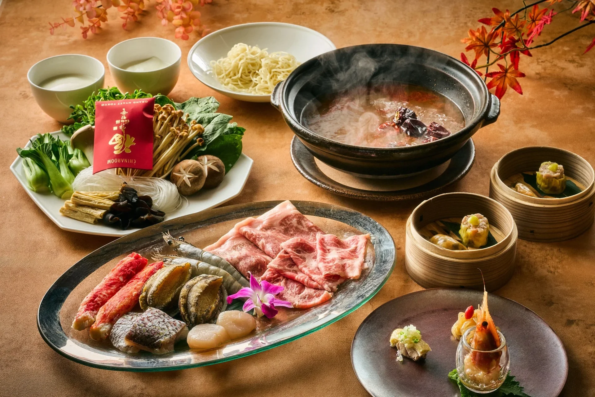 豪華な火鍋料理