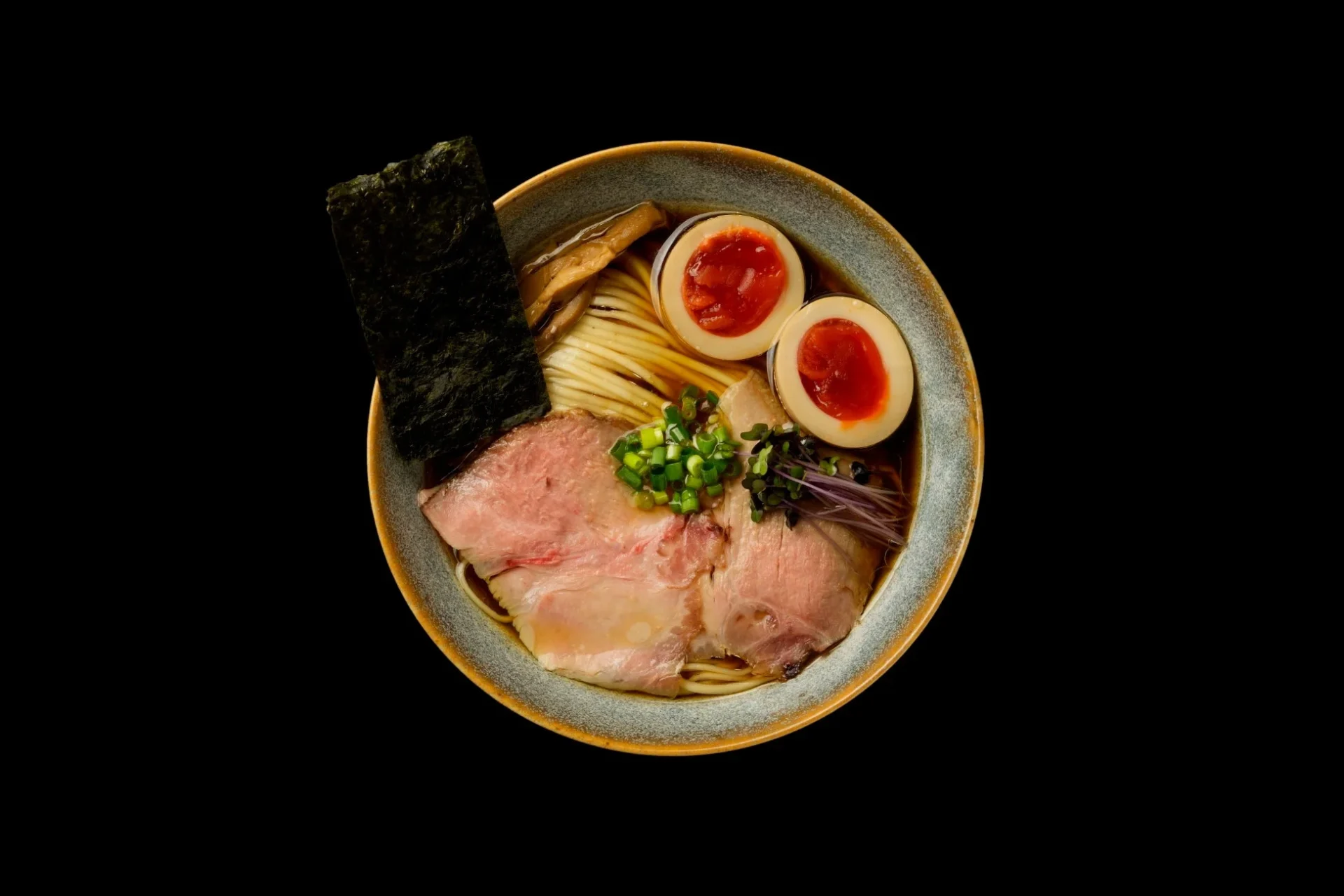 鶏醤油 中華そば 味玉入り