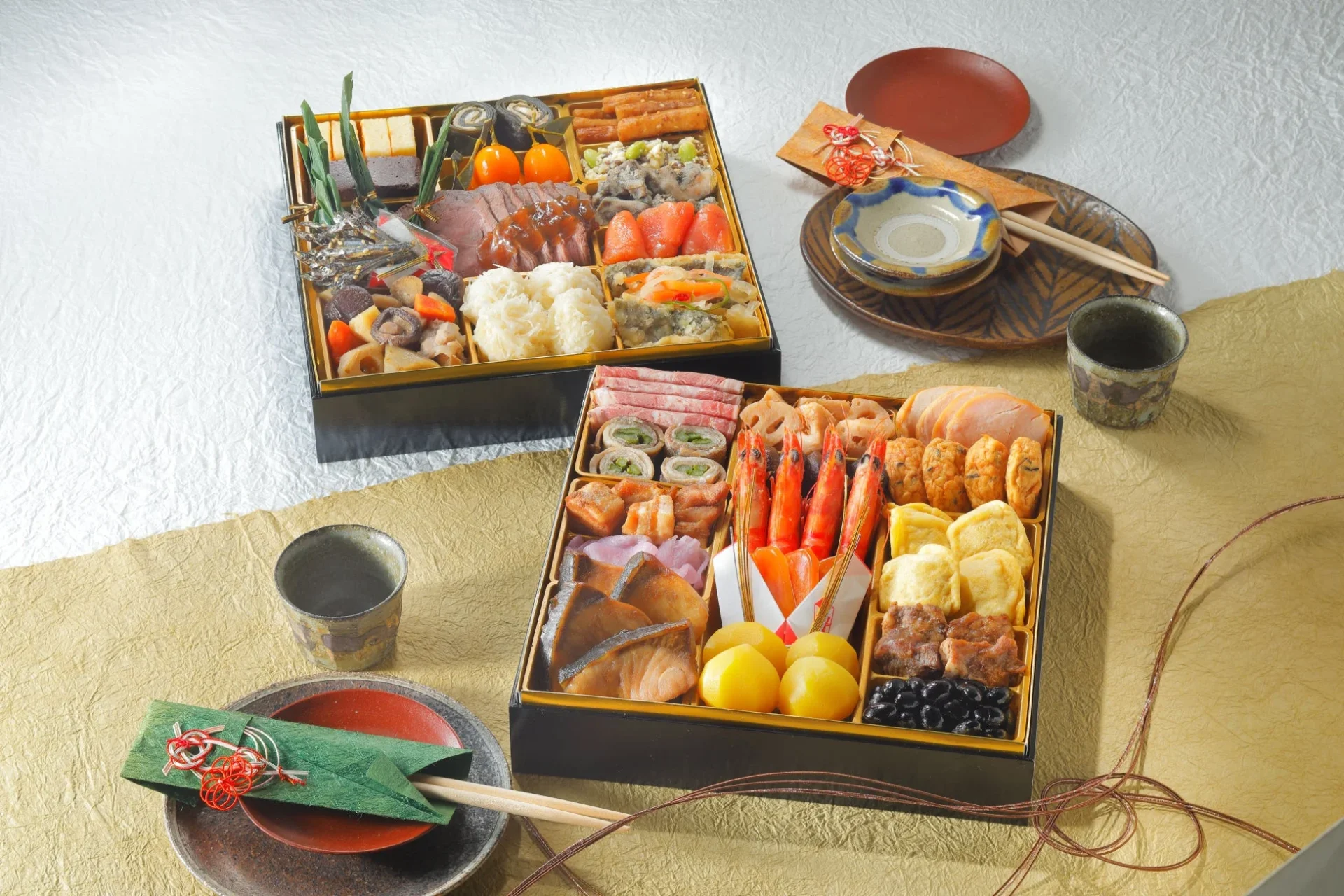 豪華な二段重のおせち料理