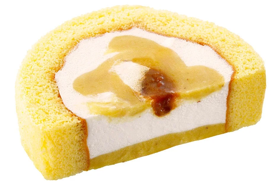お芋クリームプレミアムロールケーキ断面