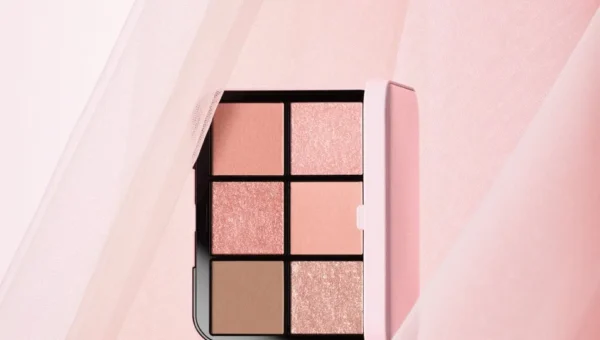 SNIDEL BEAUTY、5周年記念！ベストコスメ55冠受賞「アイデザイナー」から限定復刻パレットが登場