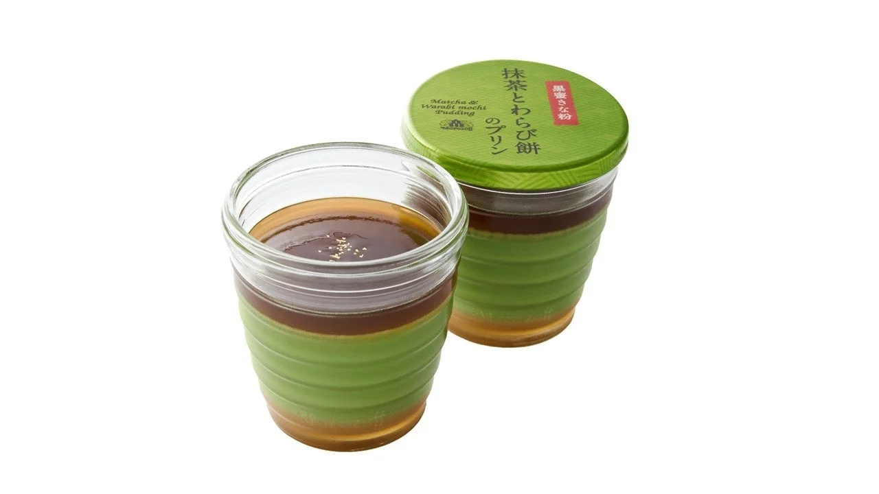 抹茶とわらび餅のプリン（黒蜜きな粉）