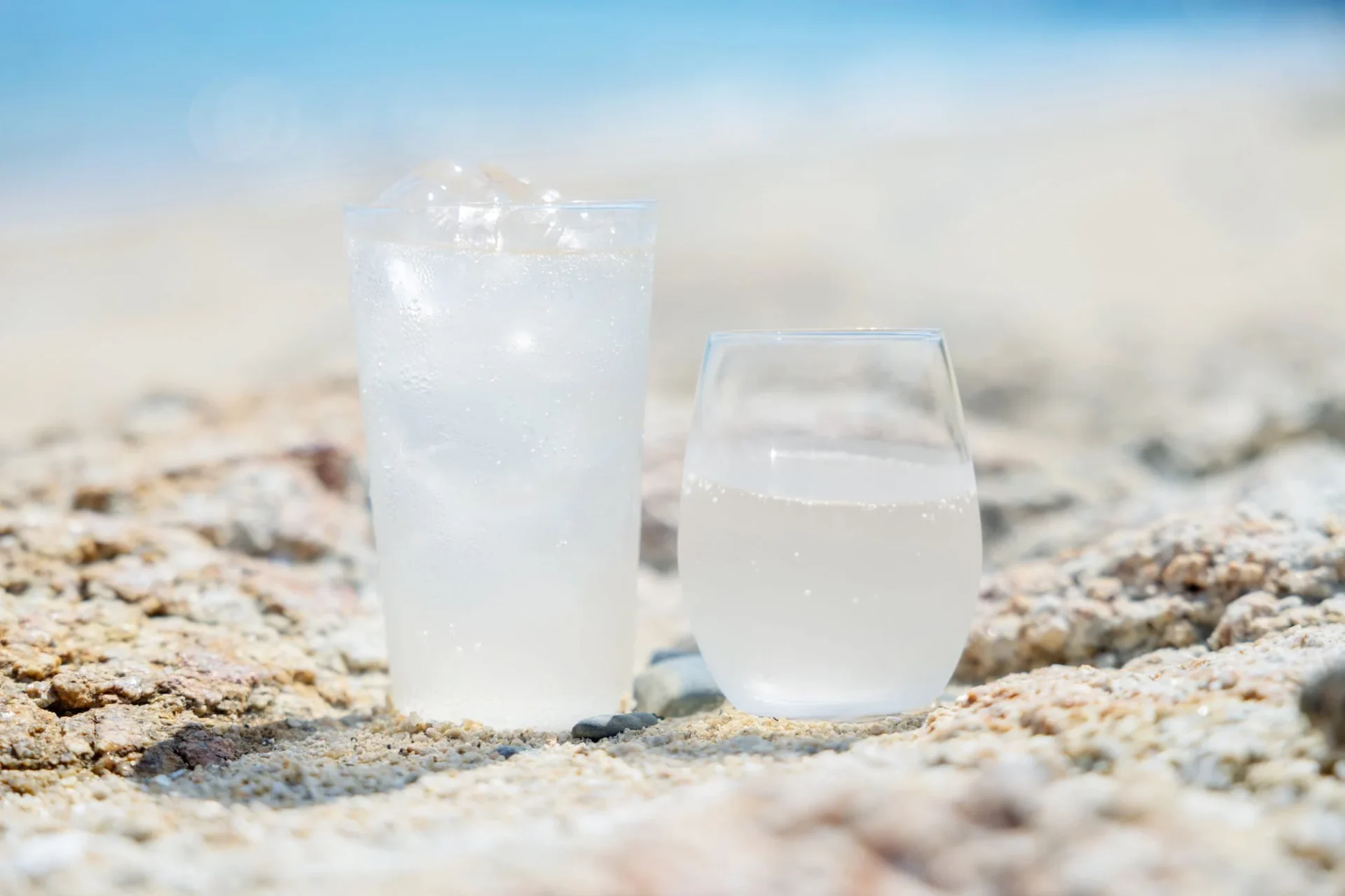 氷ありと氷なしの飲み物