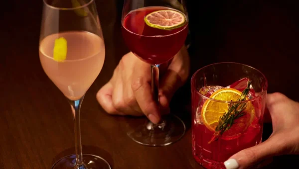 飲む人も飲まない人も楽しめる！ワンダーテーブルが「Zero Proof Collection」を国内全店で展開