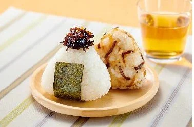 おむすび昆布を使ったおにぎり