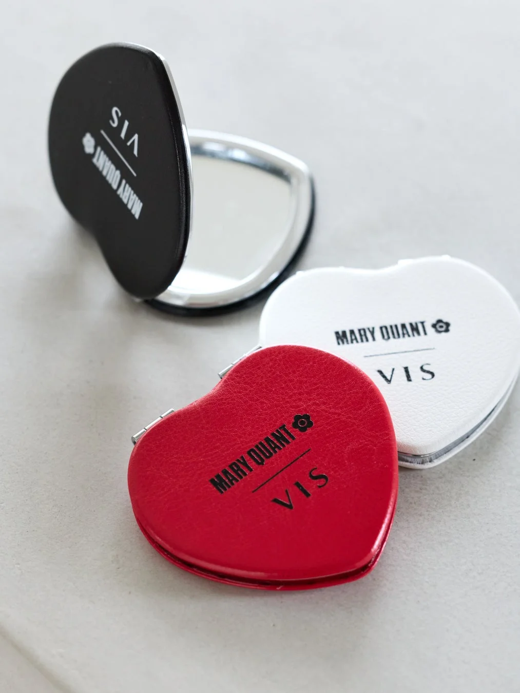 MARY QUANT × VIS コンパクトミラー