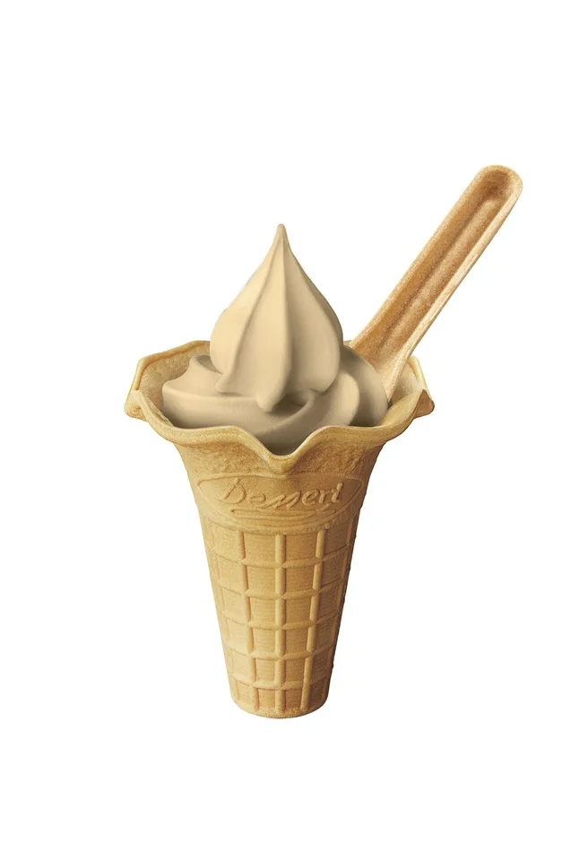 ワッフルコーンに入ったソフトクリーム