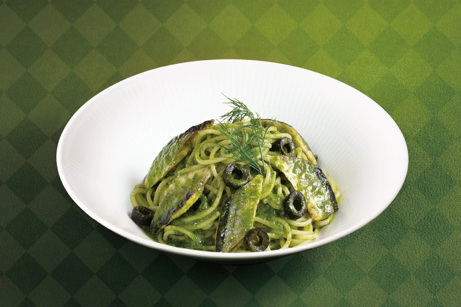 秋刀魚のDONA特製ジェノベーゼ