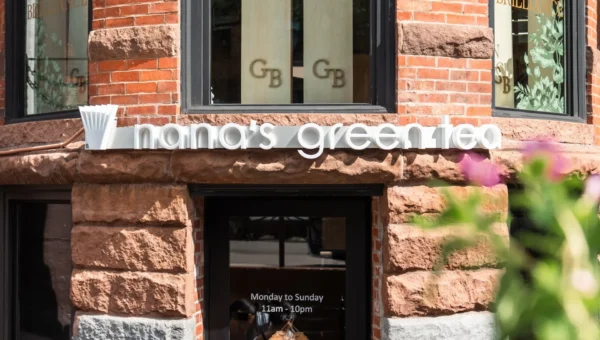 抹茶・日本茶カフェ「nana’s green tea」が米国ボストンに7店舗目をオープン！歴史あるニューベリー・ストリートで日本の味が楽しめる