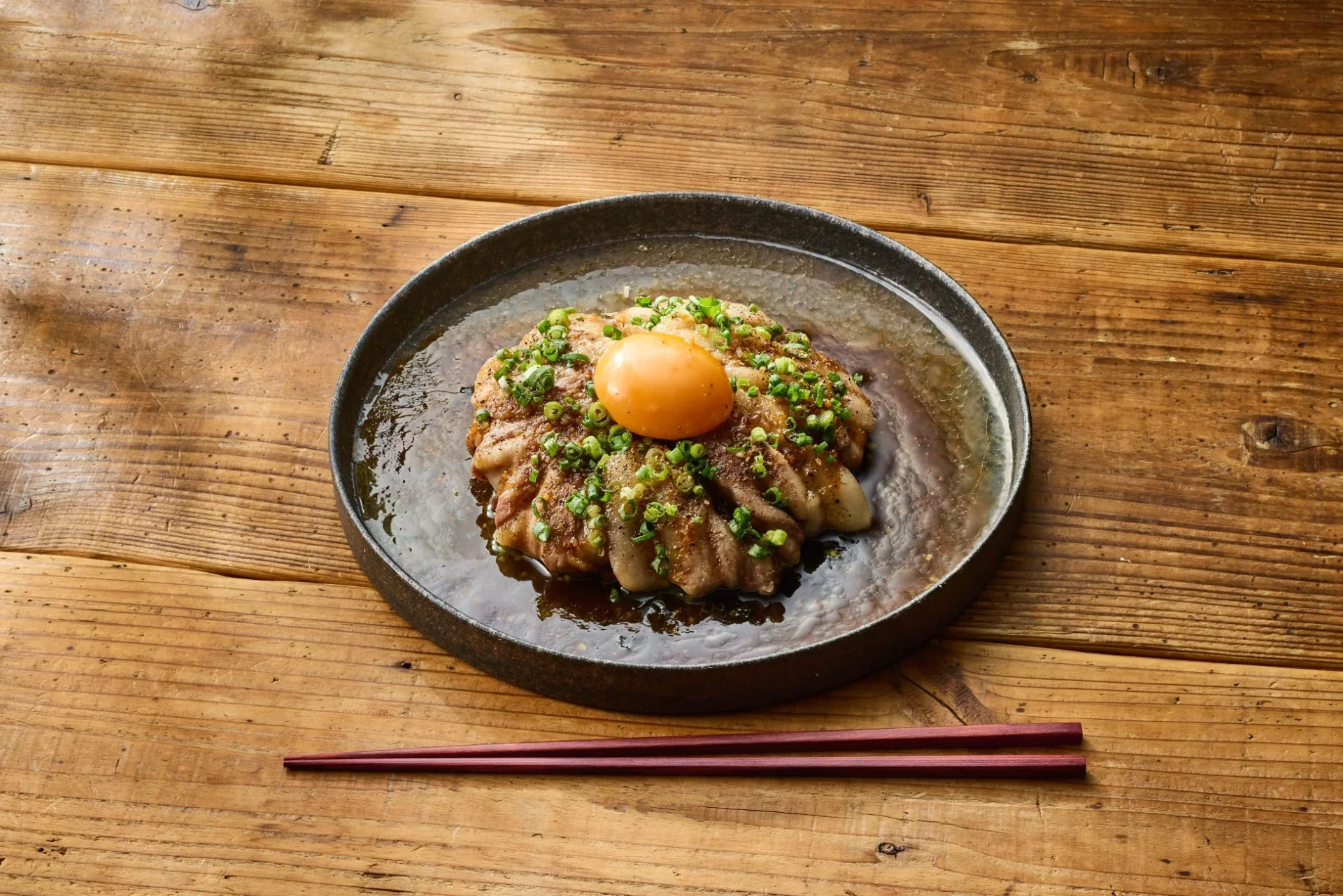 卵黄とろ〜り！豚きのこの“スタミナ”ドーム