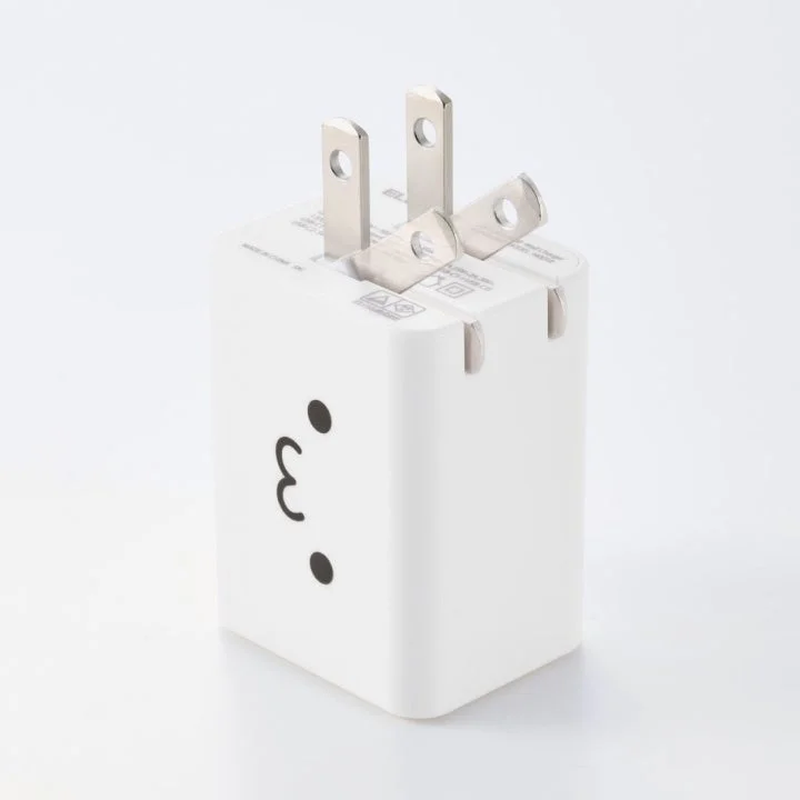 折りたたみ式プラグの充電器