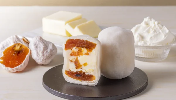 お月見は団子だけじゃない！弁才天から「干し柿バター大福」が登場、ワインと楽しむ大人の秋を提案