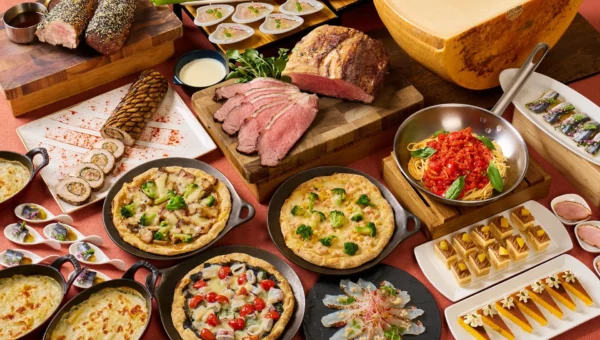 ホテルヴィスキオ大阪に新料理長就任！ライブキッチンで新シグネチャーメニュー＆コンクール優勝メニューも登場「素材が満ちる実りのランチビュッフェ」開催