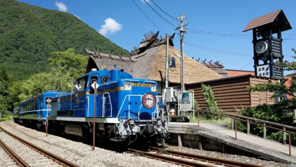 会津の「ごころ」を巡る特別な鉄道旅！DL大樹「土津」と只見線周年記念号で歴史・食・文化を体験