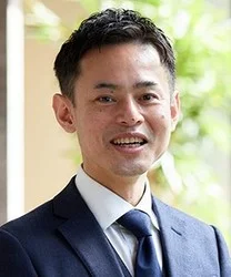 平井俊輔氏の顔写真