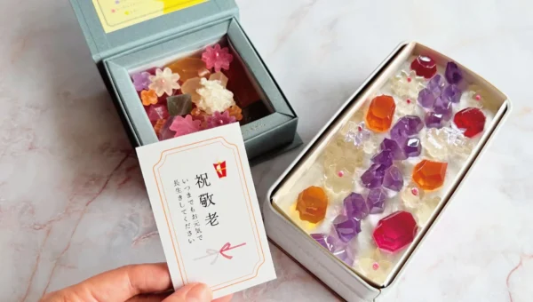 敬老の日に「食べるアート」を贈ろう！ハラペコラボから秋限定スイーツ2種が登場、無料カードも