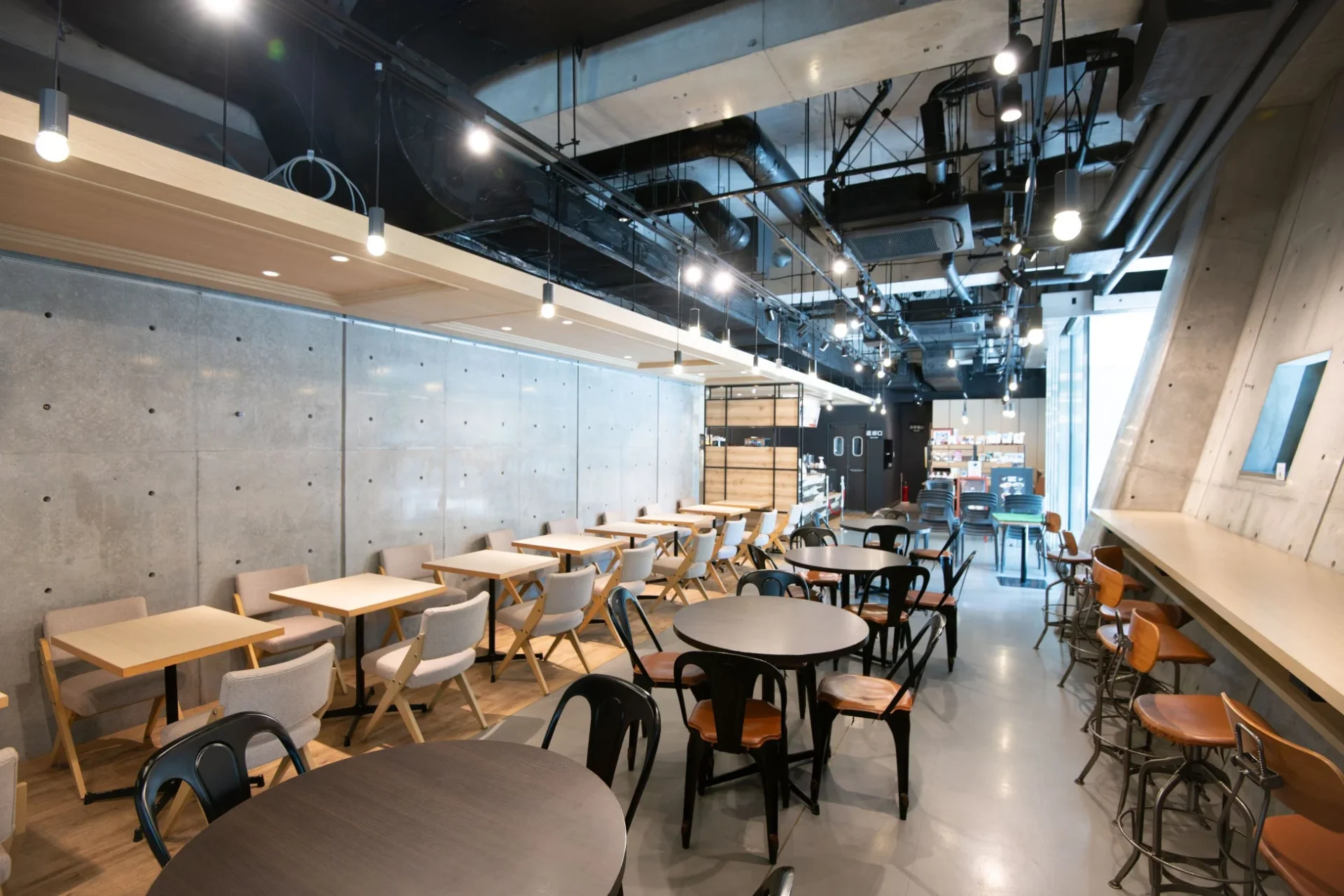 Cafe Lish内観