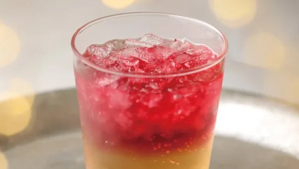 モスカフェとミツカン「フルーティス」がコラボ！秋限定「ざくろ＆ジンジャーエール」で爽やかなカフェタイムを