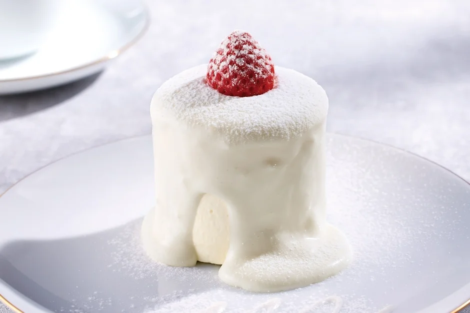 できたて極上牛乳ソフトのクリームチーズケーキの全体像