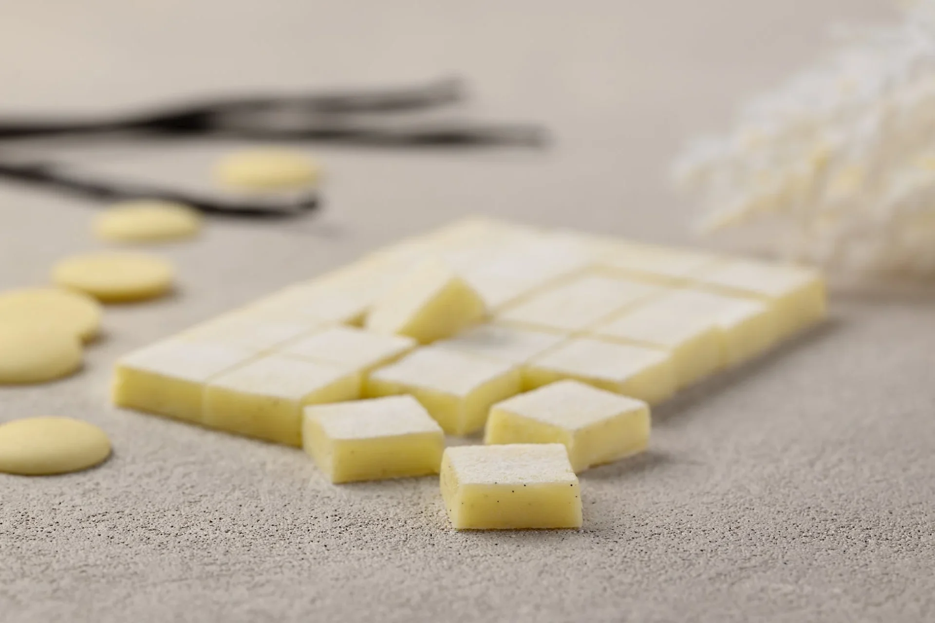 ホワイトチョコレート、バニラビーンズ