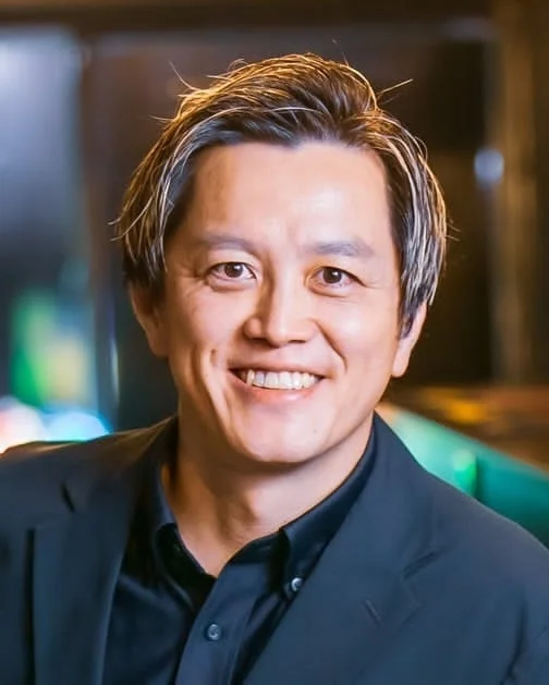 男性,日本人,笑顔,ビジネスマン,ポートレート,スーツ,髪型,アジア人
