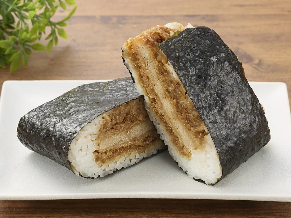 サンドおむすび 味噌カツ（大麦入り）