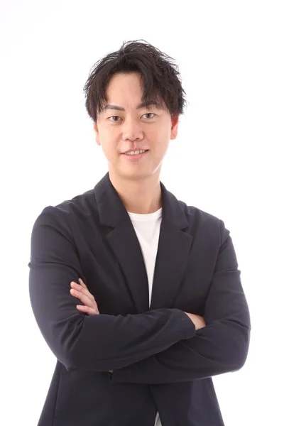 Stella Holdings株式会社 代表取締役 齋藤吟史氏