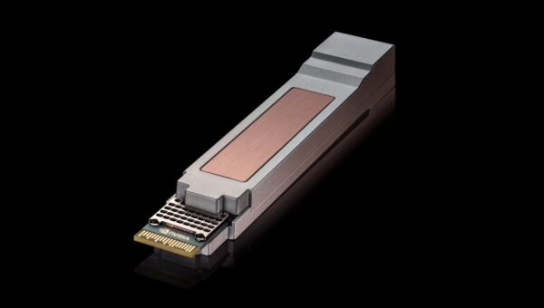 NVIDIA と Cisco、AI ファクトリーの拡張に向けた新たなプラガブル光モジュールのフォーム ファクターを発表