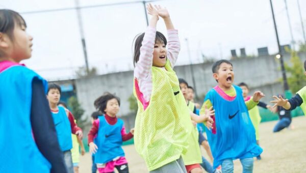 スポーツの秋！こどもの運動不足解消へ運動遊びプロジェクト「JUMP-JAM」が今年で10周年！開発した100のゲームの公開とともに「JUMP-JAM Autumn Actions」を呼びかけ
