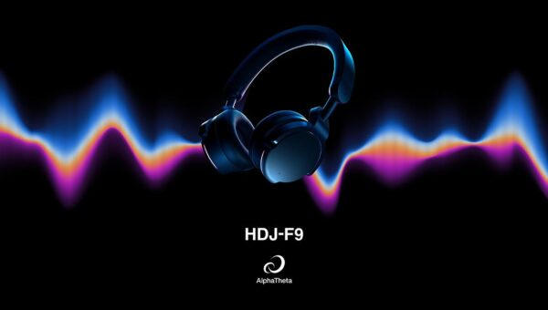 ケーブルからの解放が、DJの表現力を新たなステージへ押し上げる 超低遅延ワイヤレス技術SonicLink(TM)搭載 プロフェッショナルオンイヤーワイヤレスDJヘッドホン「HDJ-F9」