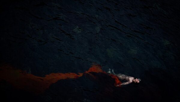 世界が注目するファッションデザイナー中里唯馬、 写真展「INFERNO（インフェルノ）」を新宿 北村写真機店で開催。