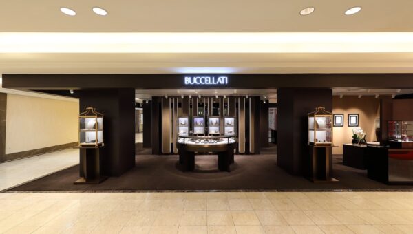 ブチェラッティが松坂屋名古屋店にブティックをオープン