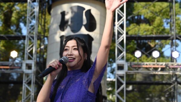 小田原市出身の歌手・門松みゆき、地元を彩る「第３５回小田原ちょうちんまつり」に出演！圧巻のステージで観客を魅了