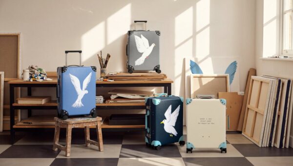 グローブ・トロッター x デイヴィッド・ シュリグリーの新しいコラボレーションラゲッジ『LUGGAGE WITH WINGS』
