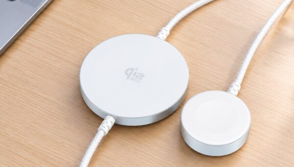 スマホとApple Watchをこれ1本で同時充電。Qi2認証取得・Qi2.2 25W対応のワイヤレス充電器「OWL-MW07シリーズ」を発売
