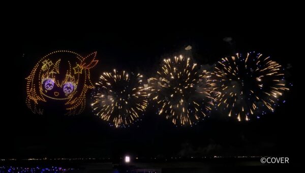 ホロライブタレントが1,000機のドローンで夜空に登場！レッドクリフ、「ホロ花火2026」のドローンショーを演出・運営