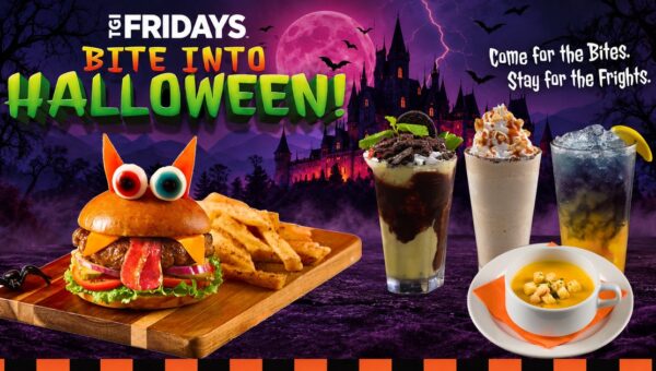 【TGIフライデーズ】おいしいモンスターたちが待つ、ハロウィンの世界へ。「FRIDAYFUL HALLOWEEN！」開催！バーガーと目が合う。グラスに怪しい夜が広がる。スタッフも仮装でお出迎え！
